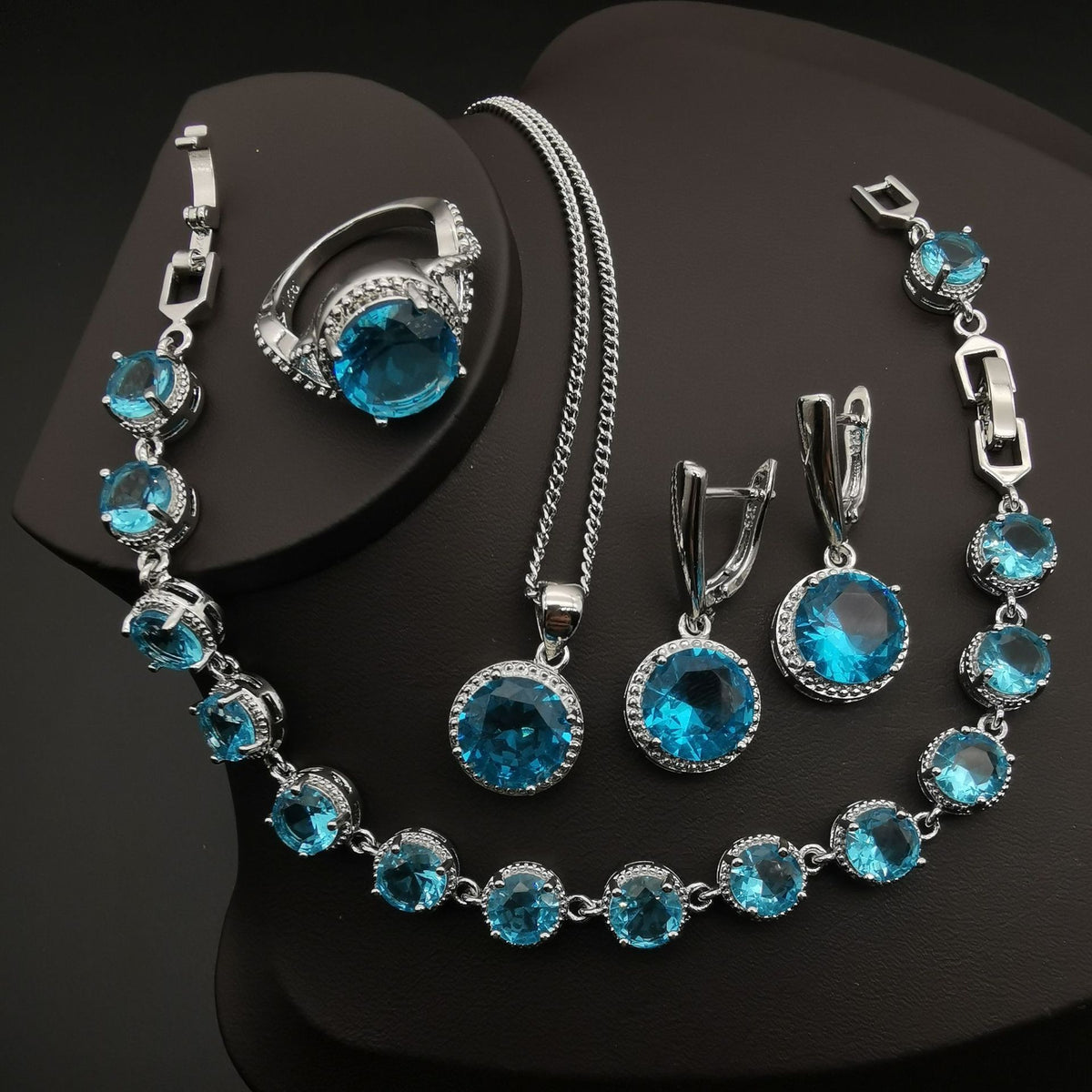 Round-Stone 4-Piece Jewelry Set for Weddings and Parties
