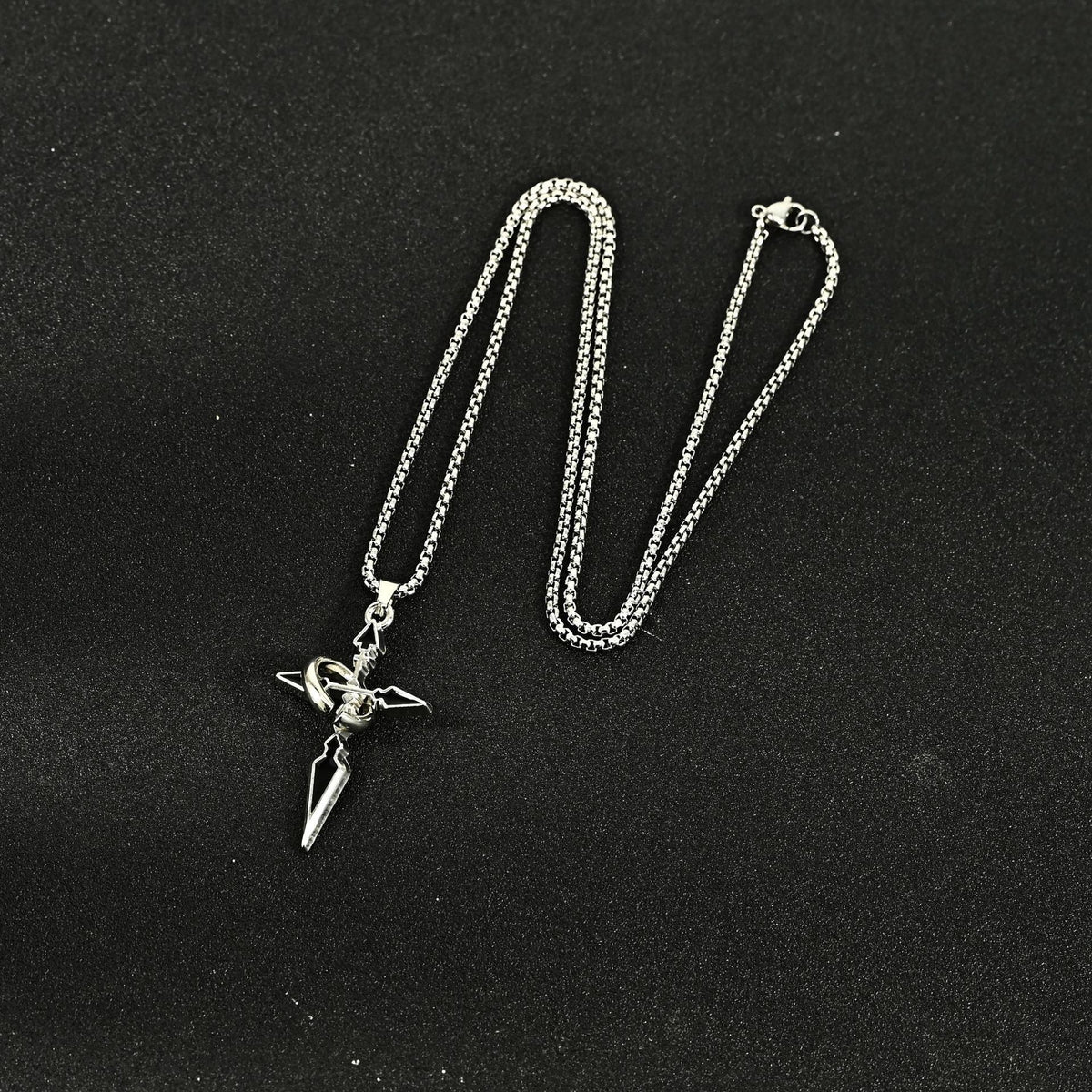 Titanium Steel Cross Necklace for Men, Pendant with Ring Detail — scale reference